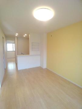 居室・リビング　対面キッチン仕様のLDK