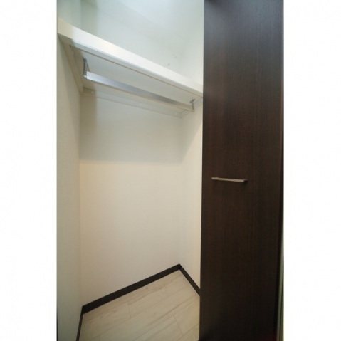 その他部屋・スペース　廊下（居室→玄関方面）