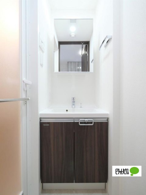 洗面設備　独立洗面台