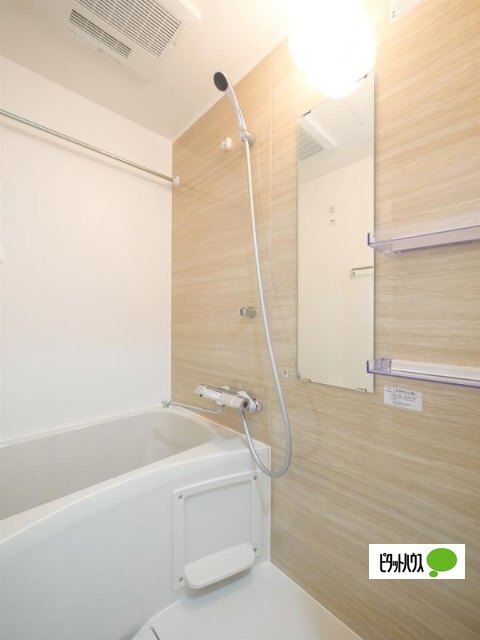 バス・シャワールーム　バスルーム