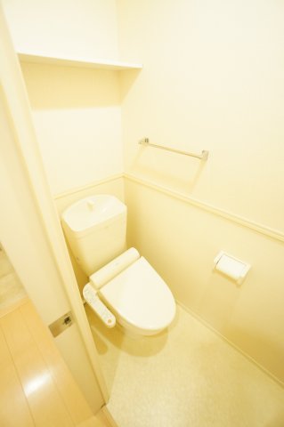 トイレ　※同物件・同タイプの写真です。