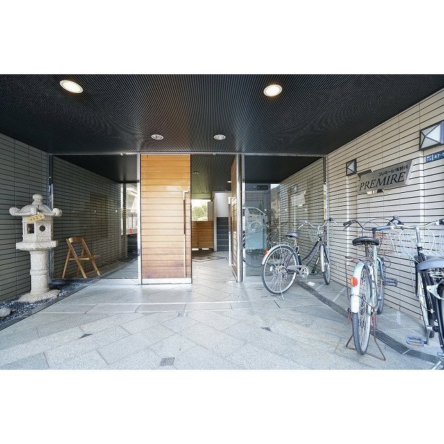 エントランス　エントランス