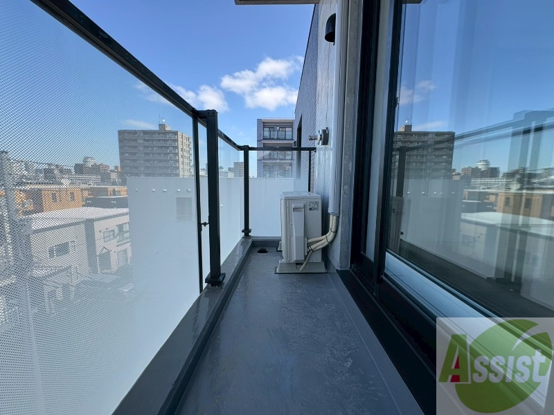 バルコニー　バルコニーです。洗濯物を干したり一息ついたりできますね！