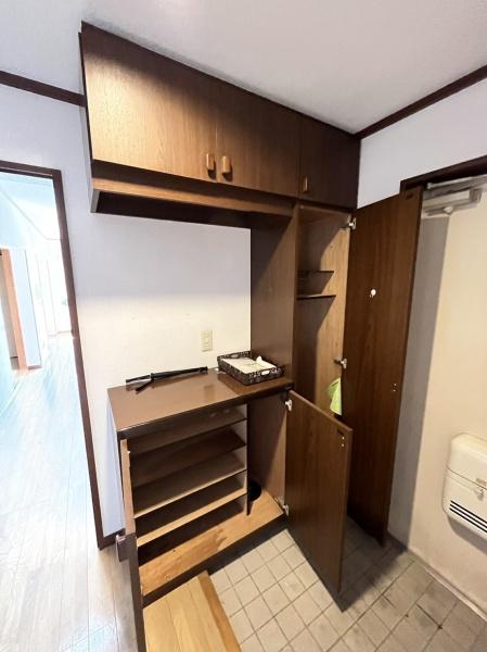 その他設備　大きな下駄箱