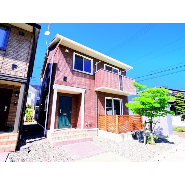 建物外観　Ｅ棟外観