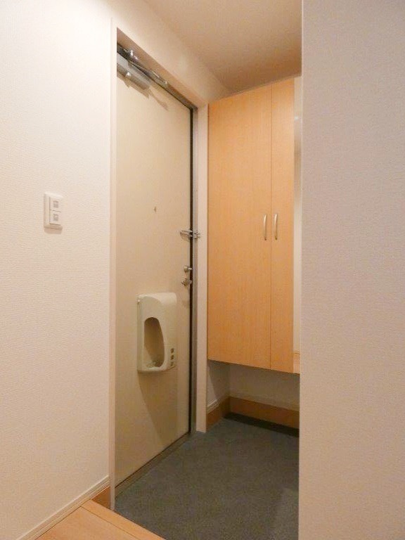 玄関　図面と現状に相違がある場合には現状を優先