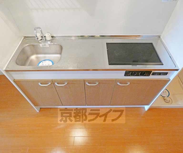 キッチン　キッチンです。