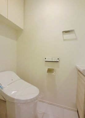 トイレ　※同仕様写真