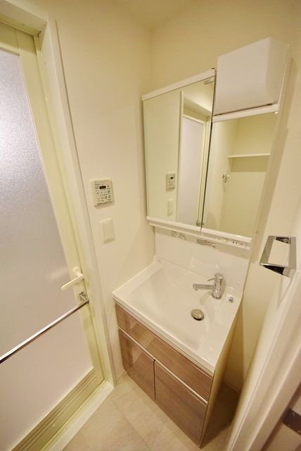 洗面設備　★生活に便利な独立洗面台です★