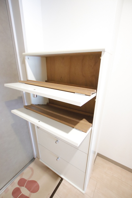 玄関　★嬉しいシューズボックス付き★