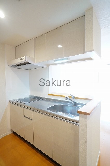 キッチン　広々使える快適な調理スペースです♪