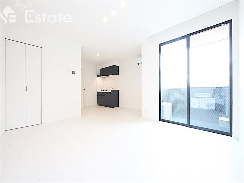 居室・リビング　内装