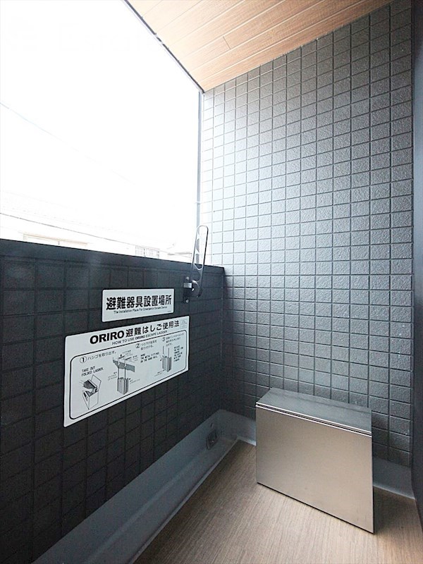 バルコニー　バルコニー