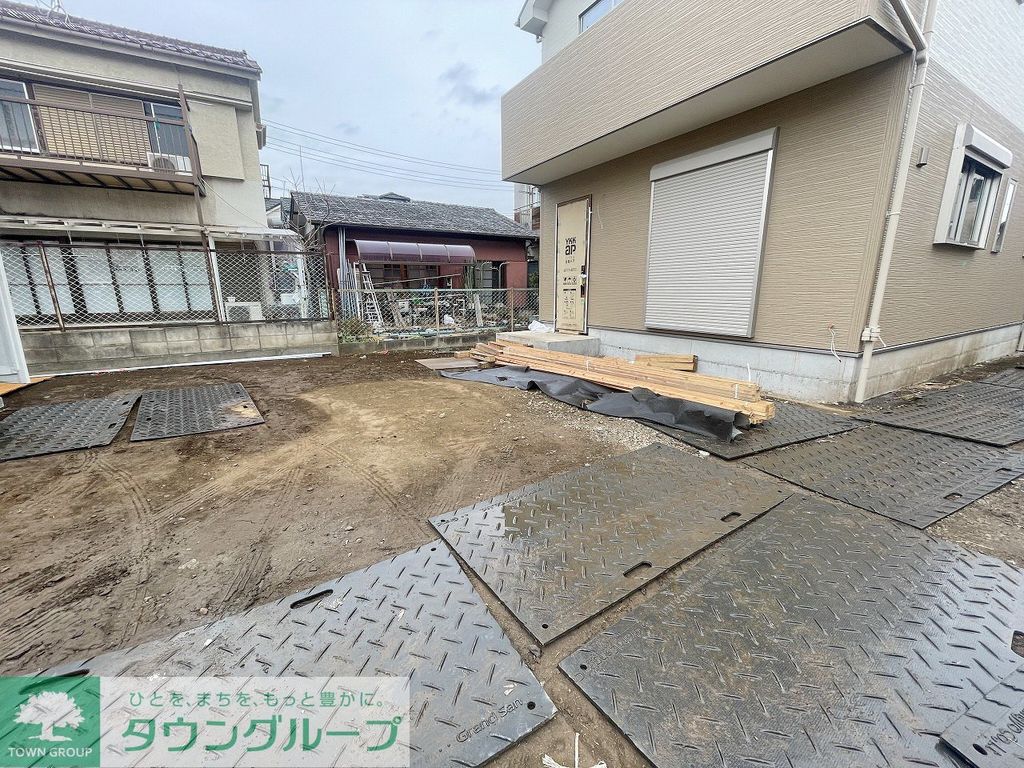 駐車場　駐車場