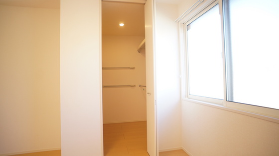 収納　ウォークインクローゼット