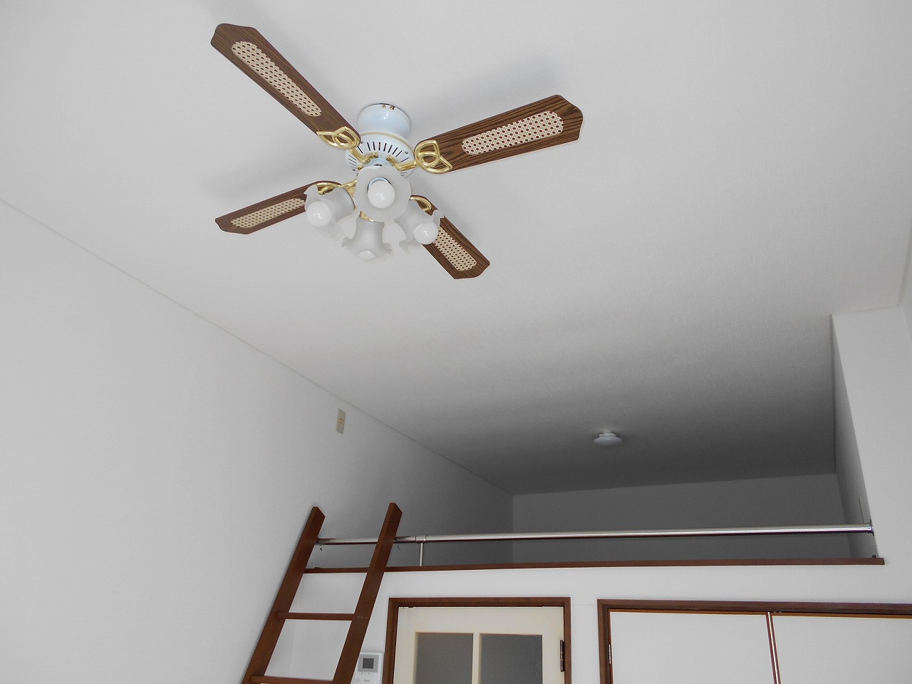 その他設備　シーリングファン