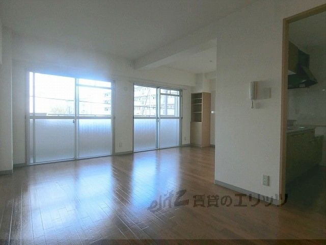 居室・リビング　リビング