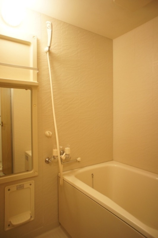 バス・シャワールーム　図面と現状に相違がある場合には現状を優先