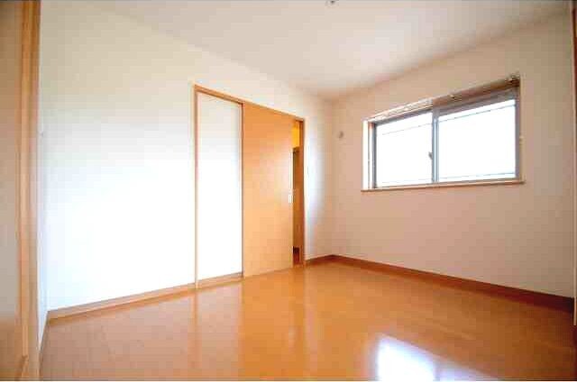 その他　フローリングです！