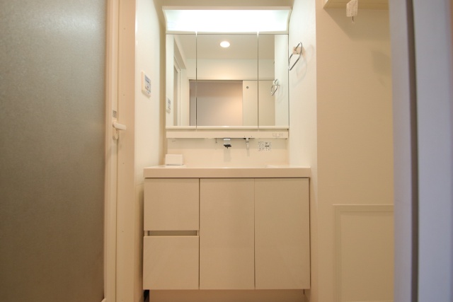 洗面設備　※別室の参考写真の為、現況優先です。