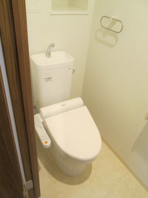 トイレ　トイレ