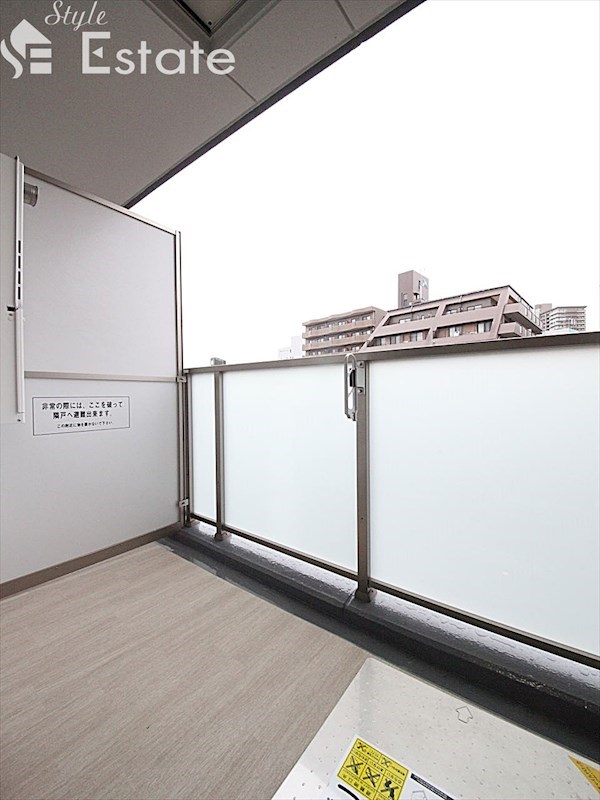 バルコニー　バルコニー