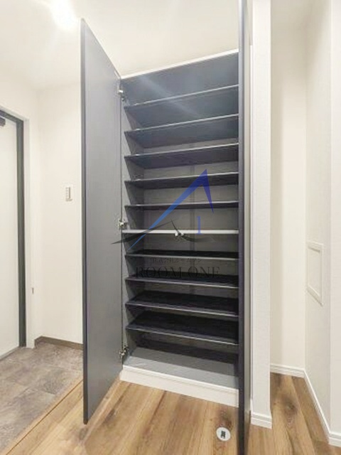 玄関　玄関です。