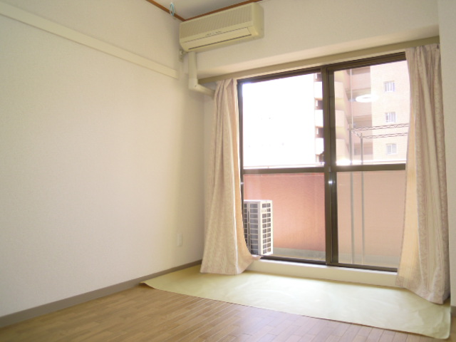 居室・リビング　使いやすい居間です