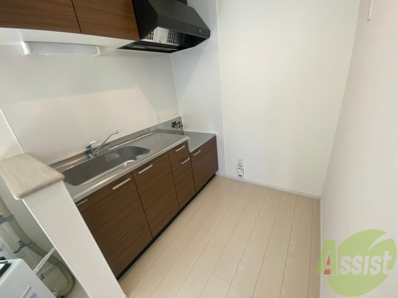 キッチン　キッチンはスペースも広々していて使いやすそうですよ！