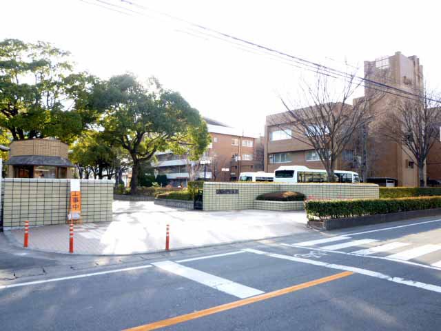 大学・短大　高崎経済大学学務課教務担当（大学・短大）まで325m