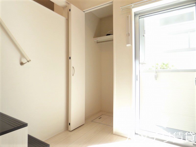 収納　同型タイプの為、現状を優先致します。