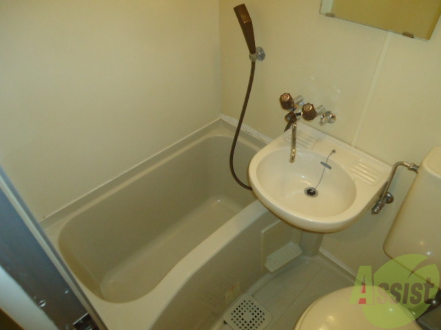 バス・シャワールーム