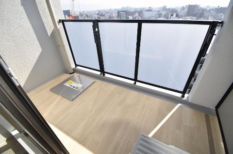 バルコニー　ベランダ