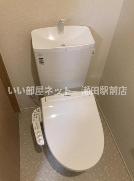 トイレ　※同建物の別のお部屋の写真です。