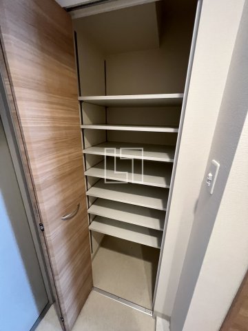 収納　ステラ桜川　シューズボックス