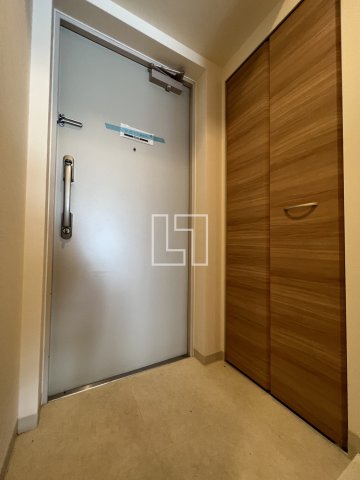 玄関　ステラ桜川　玄関