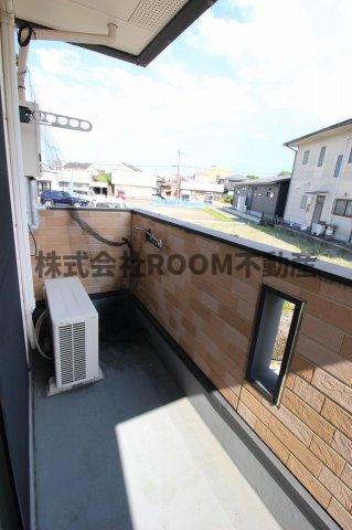 バルコニー　バルコニーがあります