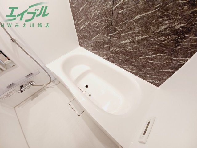 バス・シャワールーム　同型参考写真