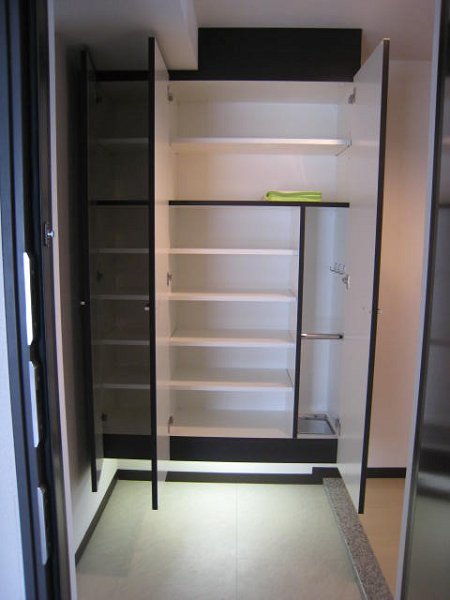 玄関　玄関です。