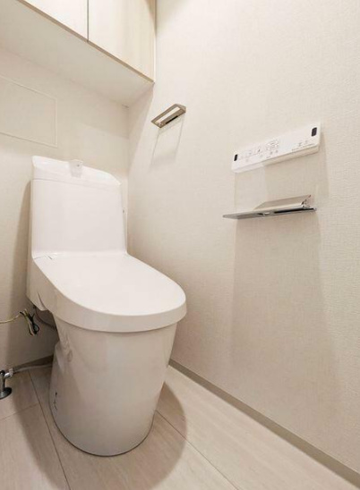 トイレ　コンフォリア・リヴ関内