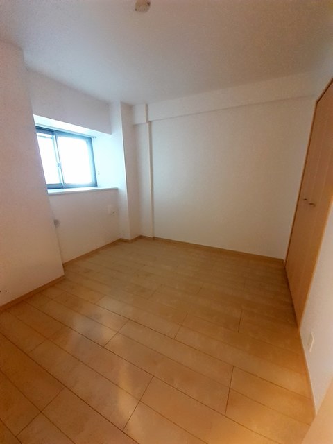 その他部屋・スペース　使い勝手のいい寝室です