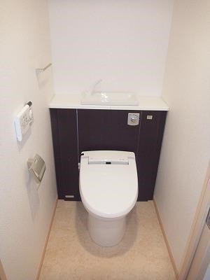 トイレ　トイレもきれいです