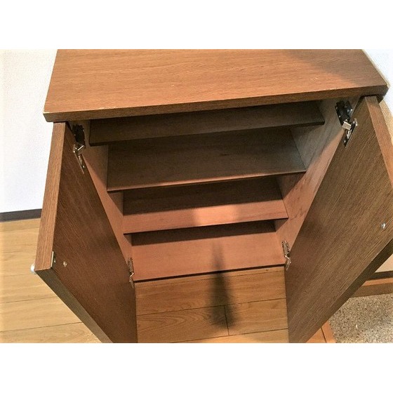 収納　シューズボックス