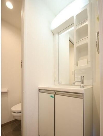 洗面設備　※別部屋の参考写真です。