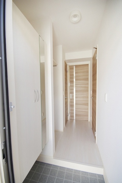 玄関　※類似室内