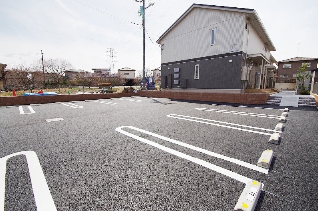 駐車場　※類似室内