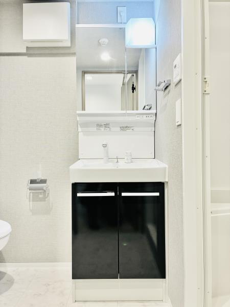 洗面設備　使いやすい洗面所です