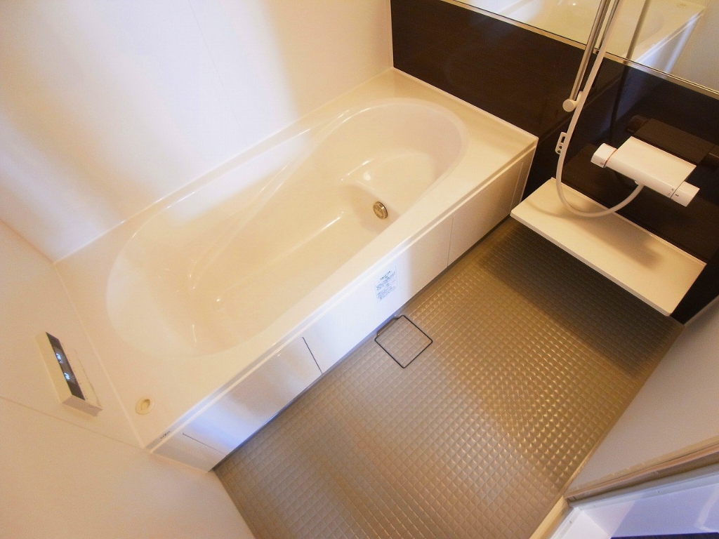 バス・シャワールーム　反転タイプ