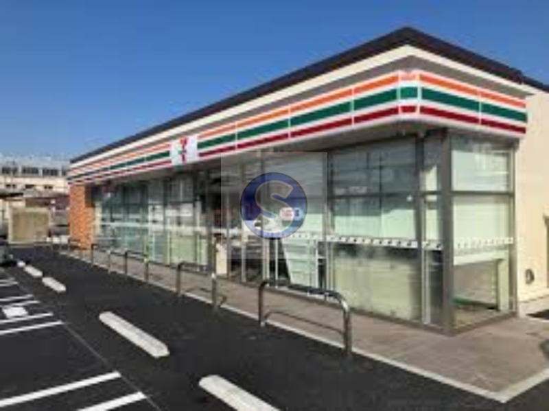 コンビニ　セブンイレブン大阪立売堀1丁目店（コンビニ）まで214m