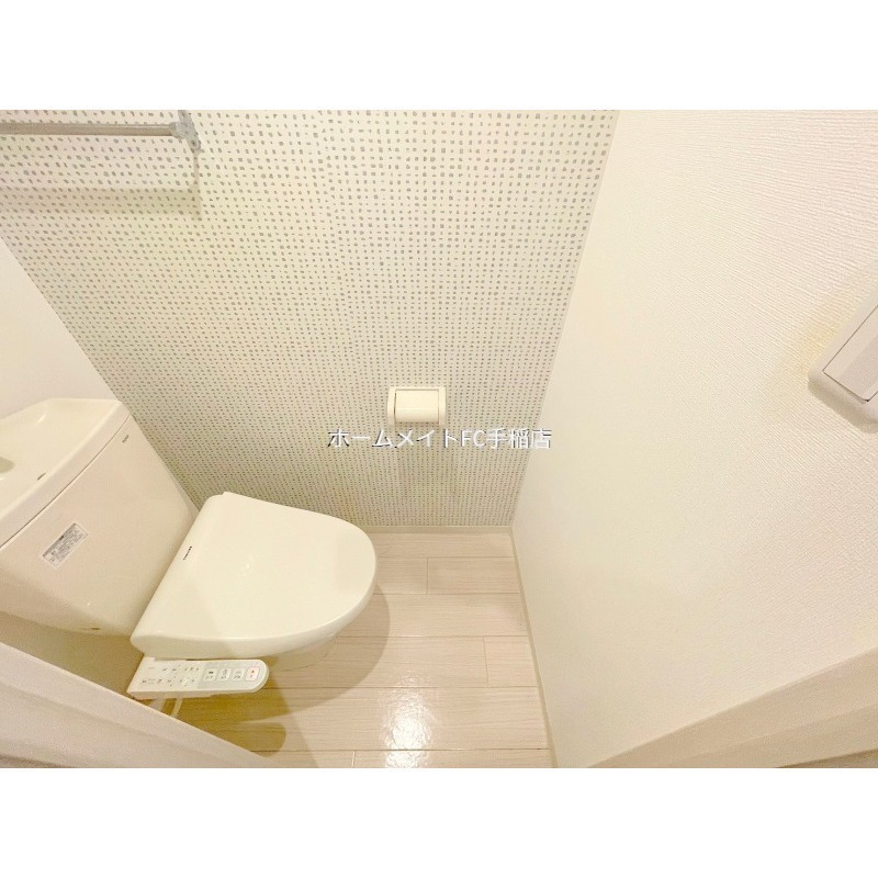 トイレ　ウォシュレット付き♪